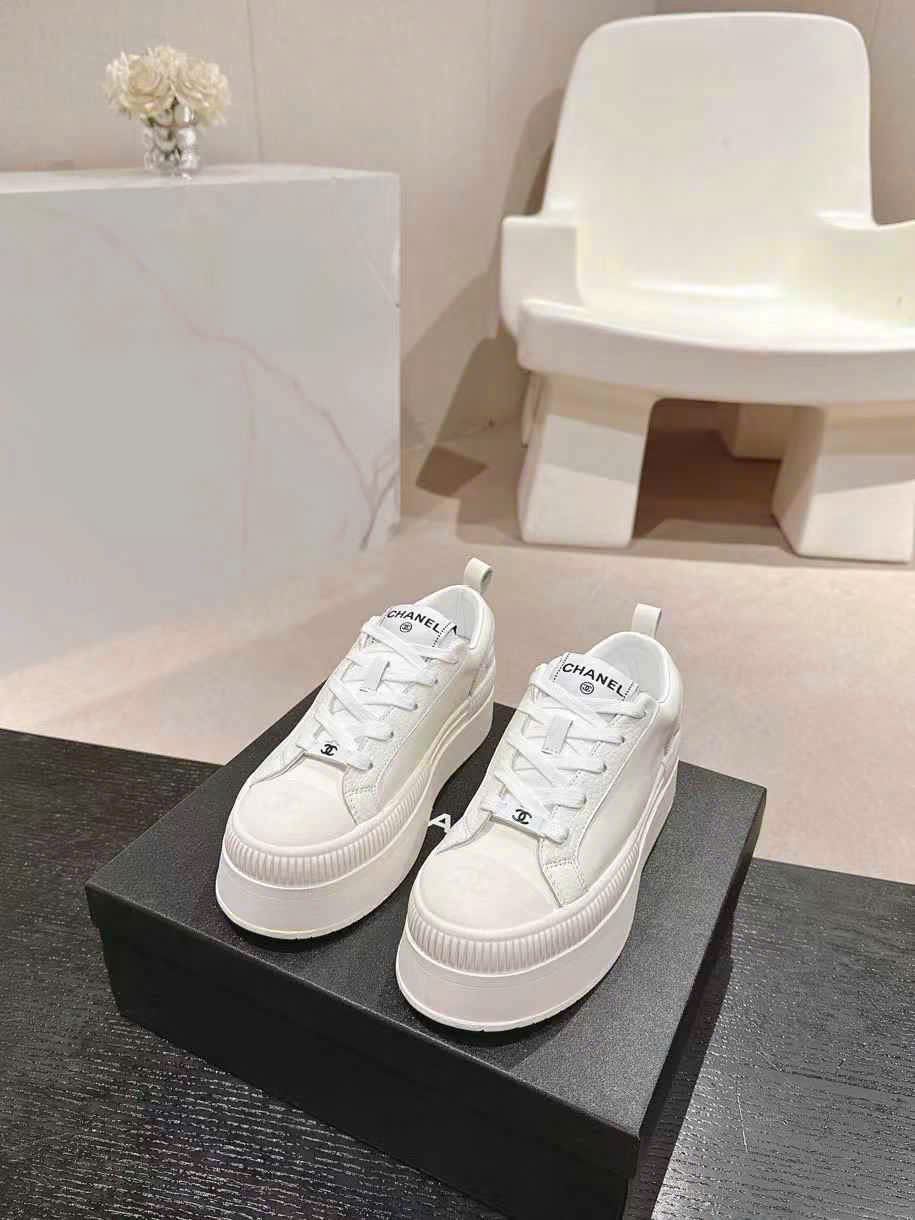 (1:1 replica) Chanel C Logo Sneakers Shoes