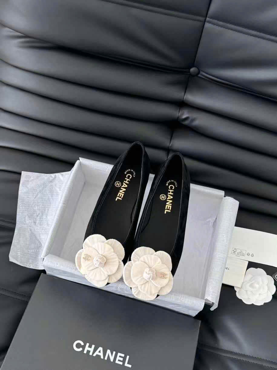 (1:1 replica) Chanel Camelia Logo Women s Shoes