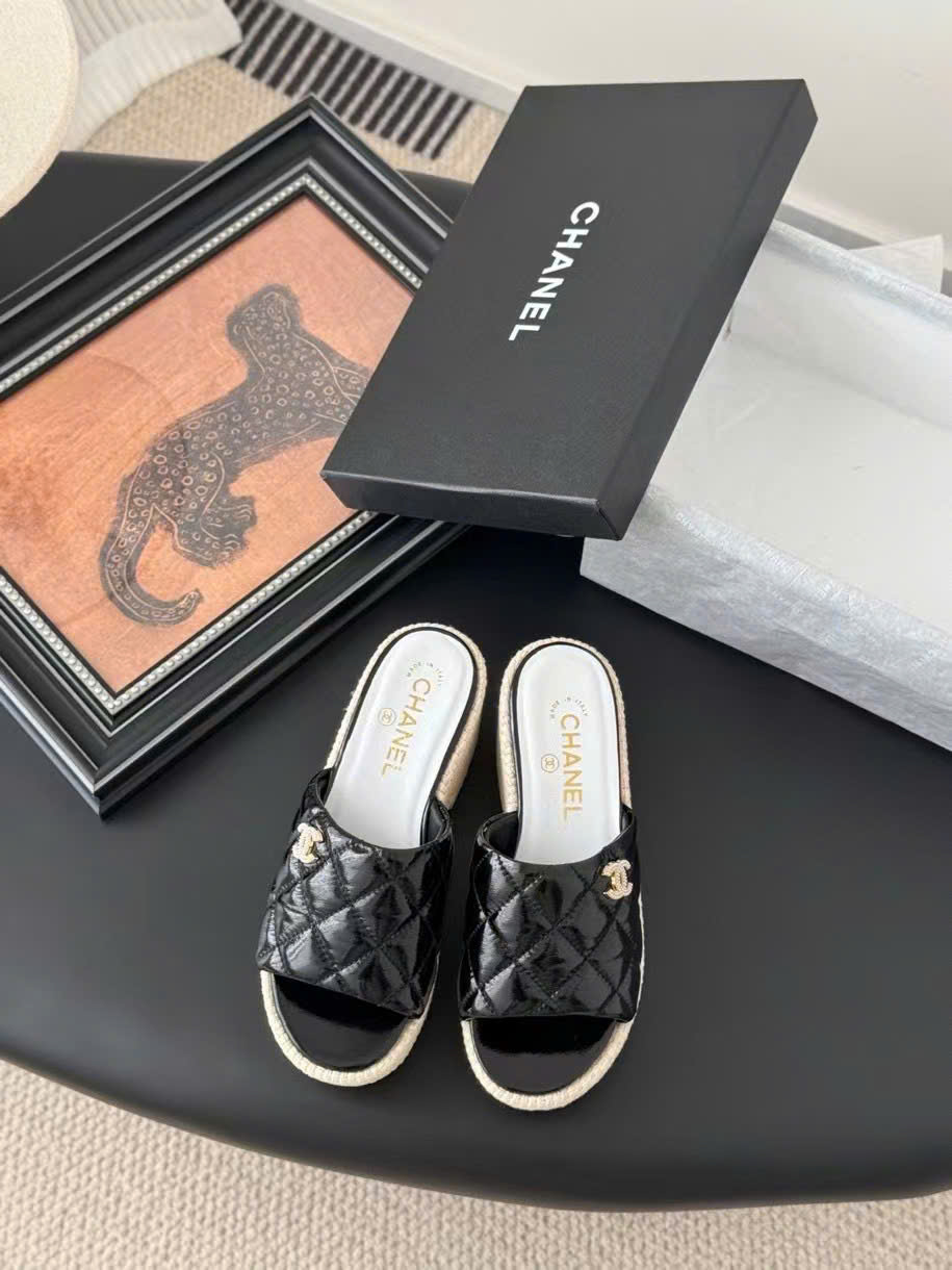 (1:1 replica) Chanel C Logo Wedges Sandals