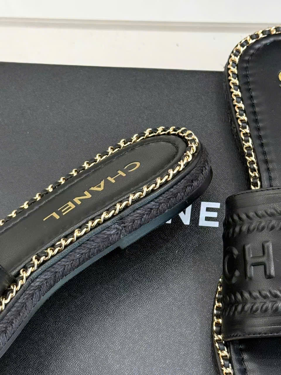 (1:1 replica) Chanel Women s Slides New Arrival 2025