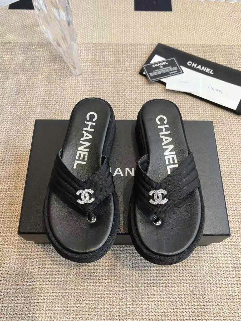 (1:1 replica) Chanel C Logo Women s Slippers