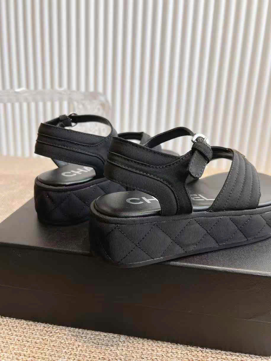 (1:1 replica) Chanel C Logo Women s Sandals