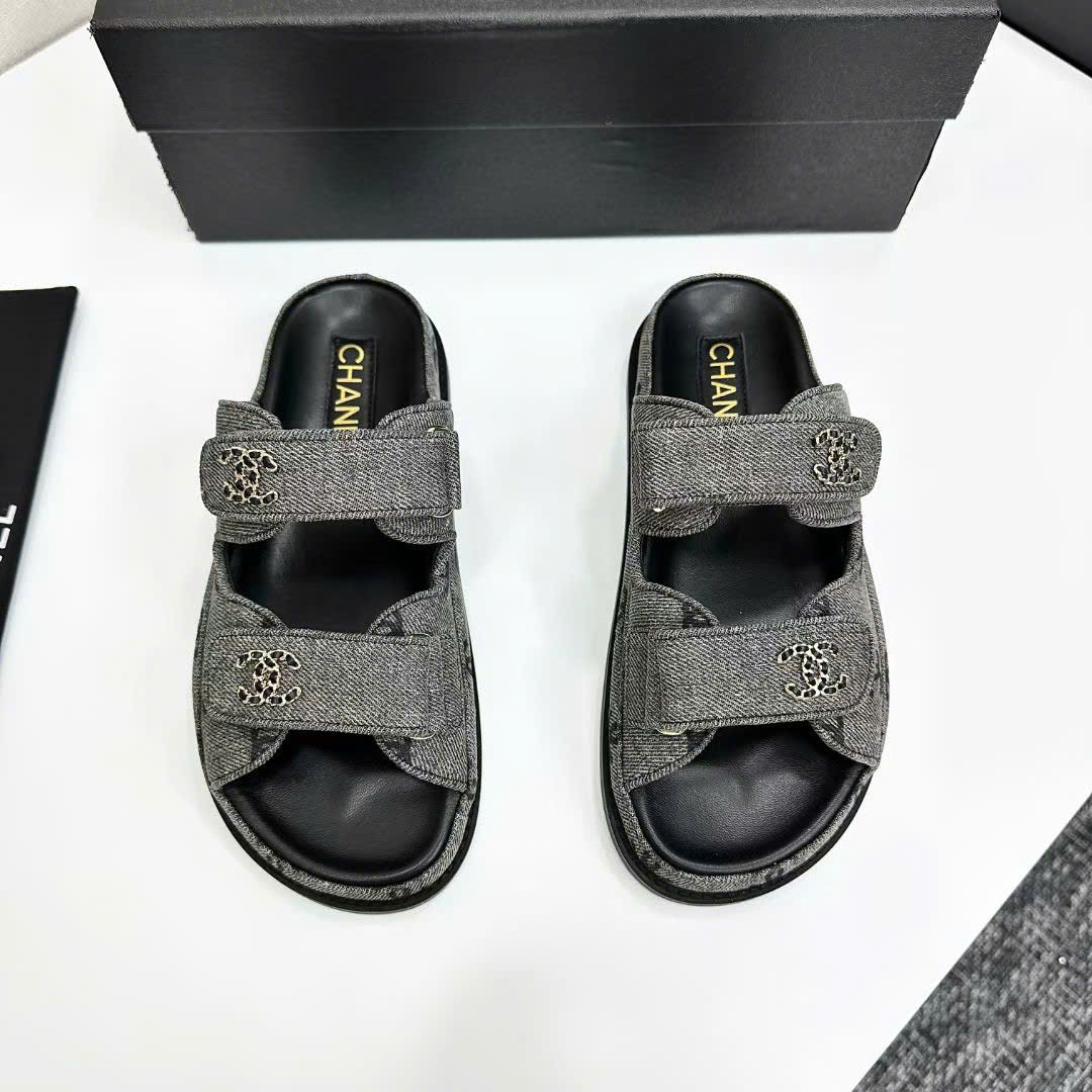 (1:1 replica) Chanel Women s Slipper Sandals Summer 2025