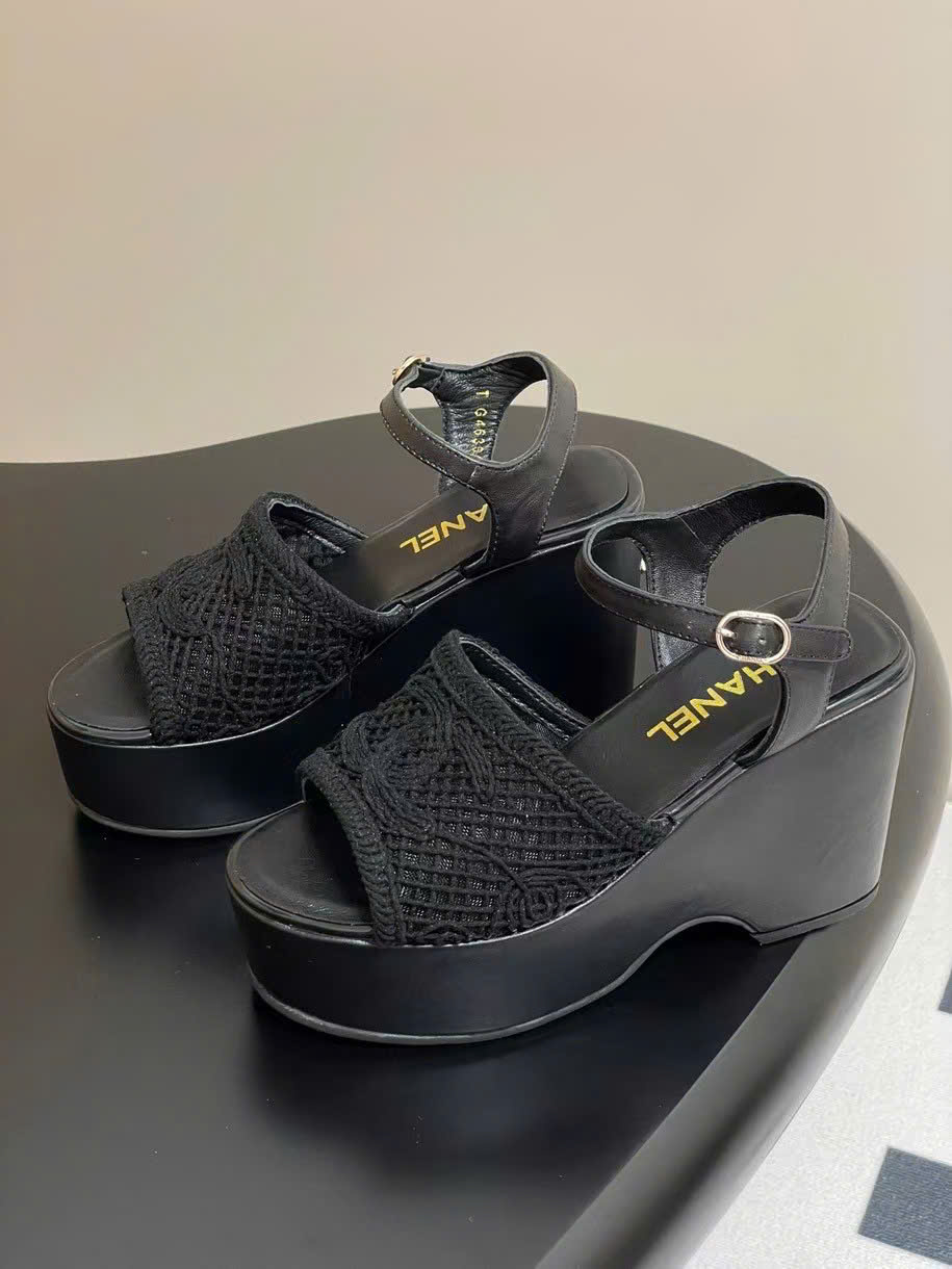 (1:1 replica) Chanel Vintages C Logo Wedges Sandal 10cm
