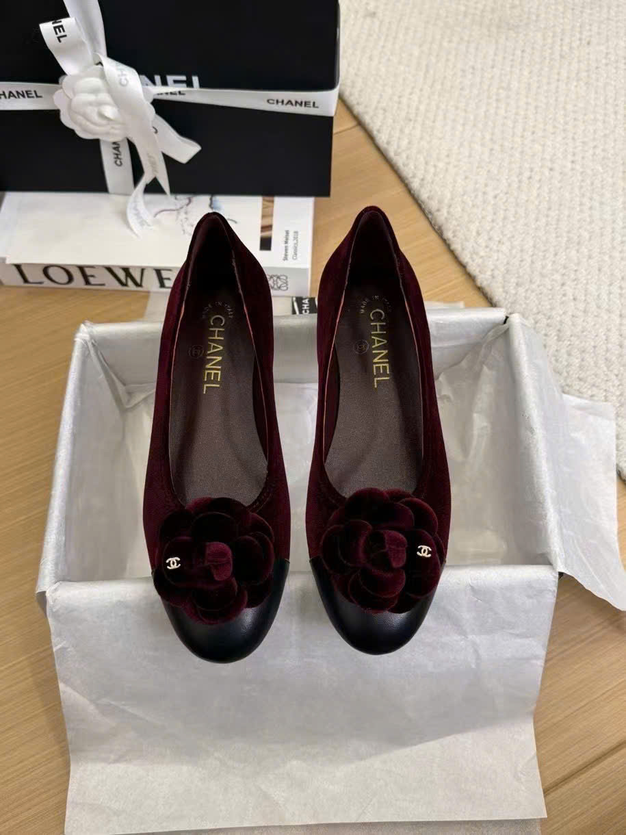 (1:1 replica) Chanel Vinatges Monogram Women s Shoes