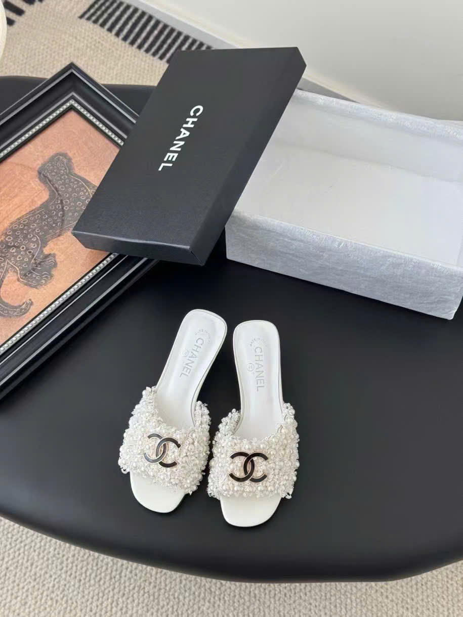 (1:1 replica) Chanel CLogo Women s Sandals New Arrivals