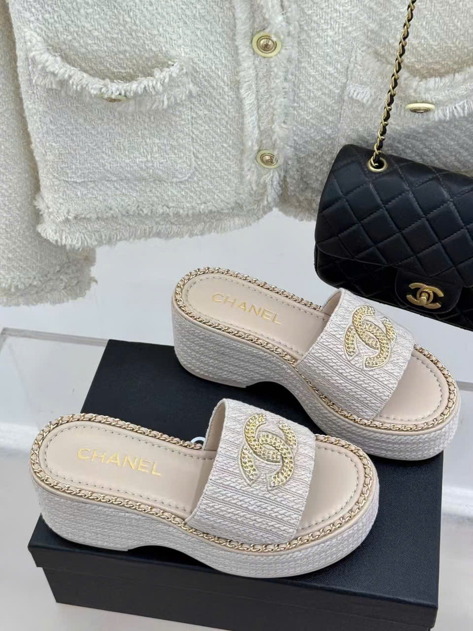 (1:1 replica) Chanel C Logo Women s Wedge Sandals New Arrival