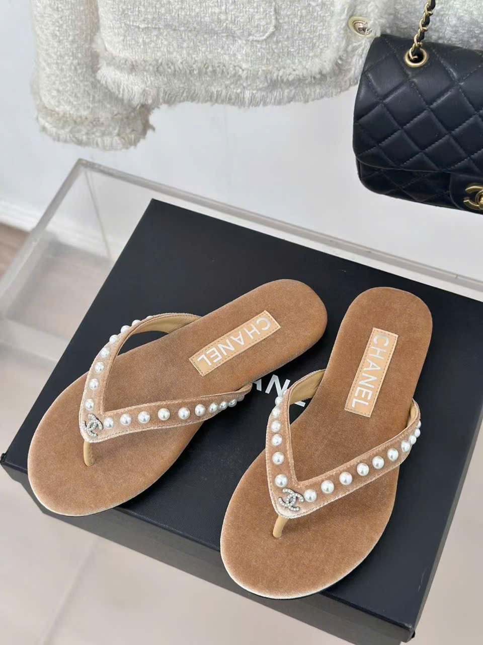 (1:1 replica) Chanel Women s Flip Flops Thongs