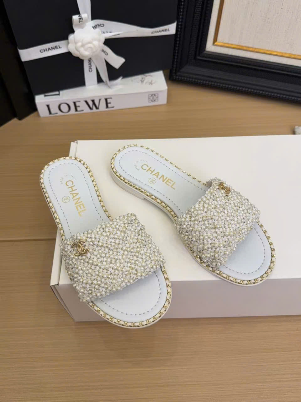 (1:1 replica) Chanel C Logo Women s Sandal New Arrivals
