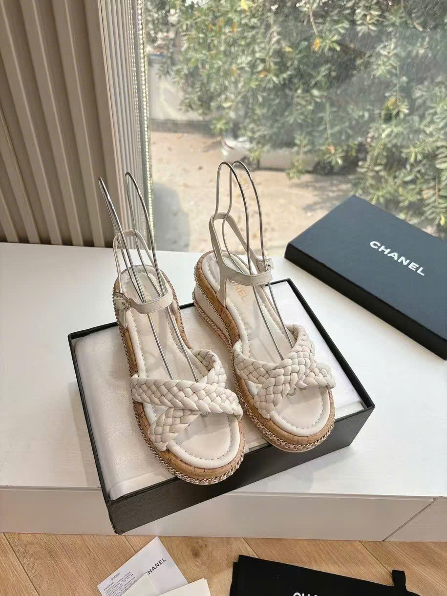 (1:1 replica) Chanel Wedges Women s Sandals New Collections 2025