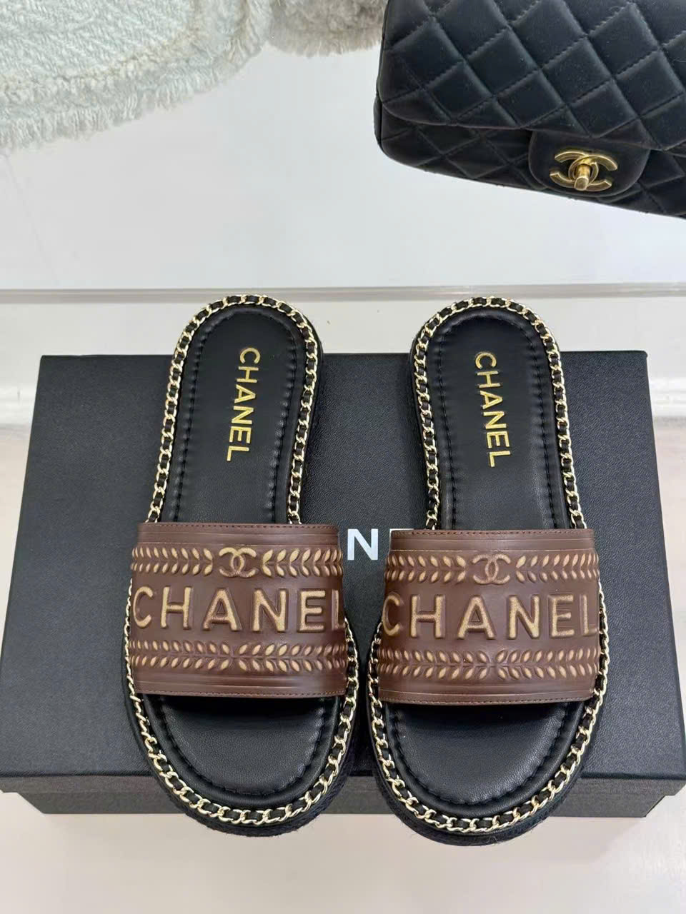 (1:1 replica) Chanel Women s Slides New Arrival 2025