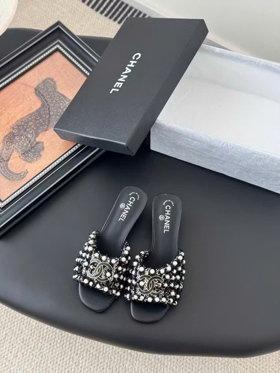 (1:1 replica) Chanel CLogo Women s Sandals New Arrivals