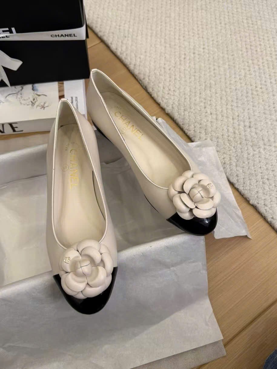 (1:1 replica) Chanel Vinatges Monogram Women s Shoes
