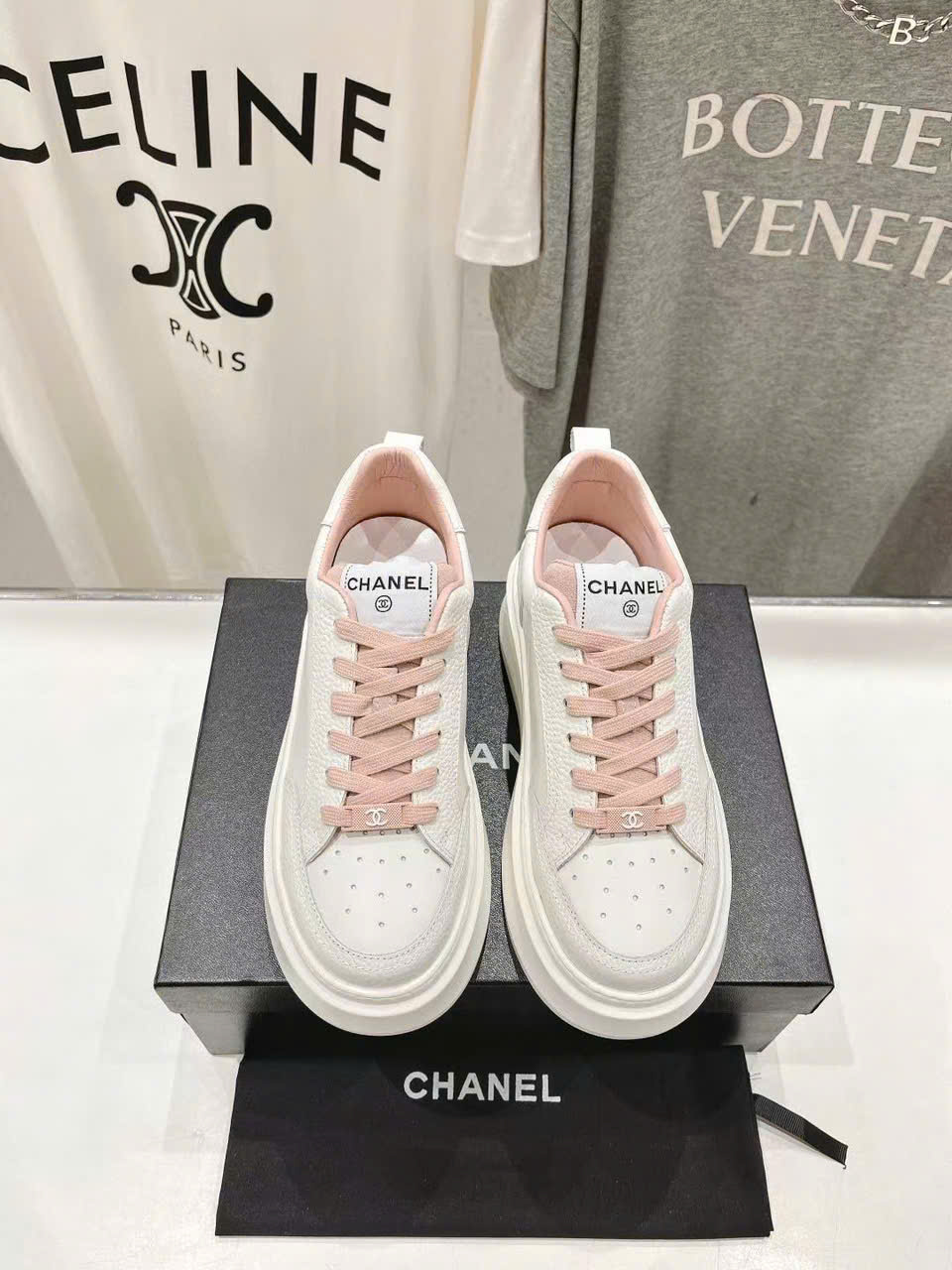 (1:1 replica) Chanel C Logo Sneakers Women s Shoes