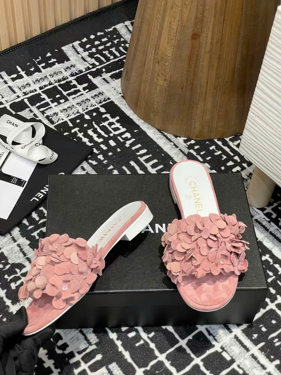 (1:1 replica) Chanel Women s Slide Sandals New Arrivals