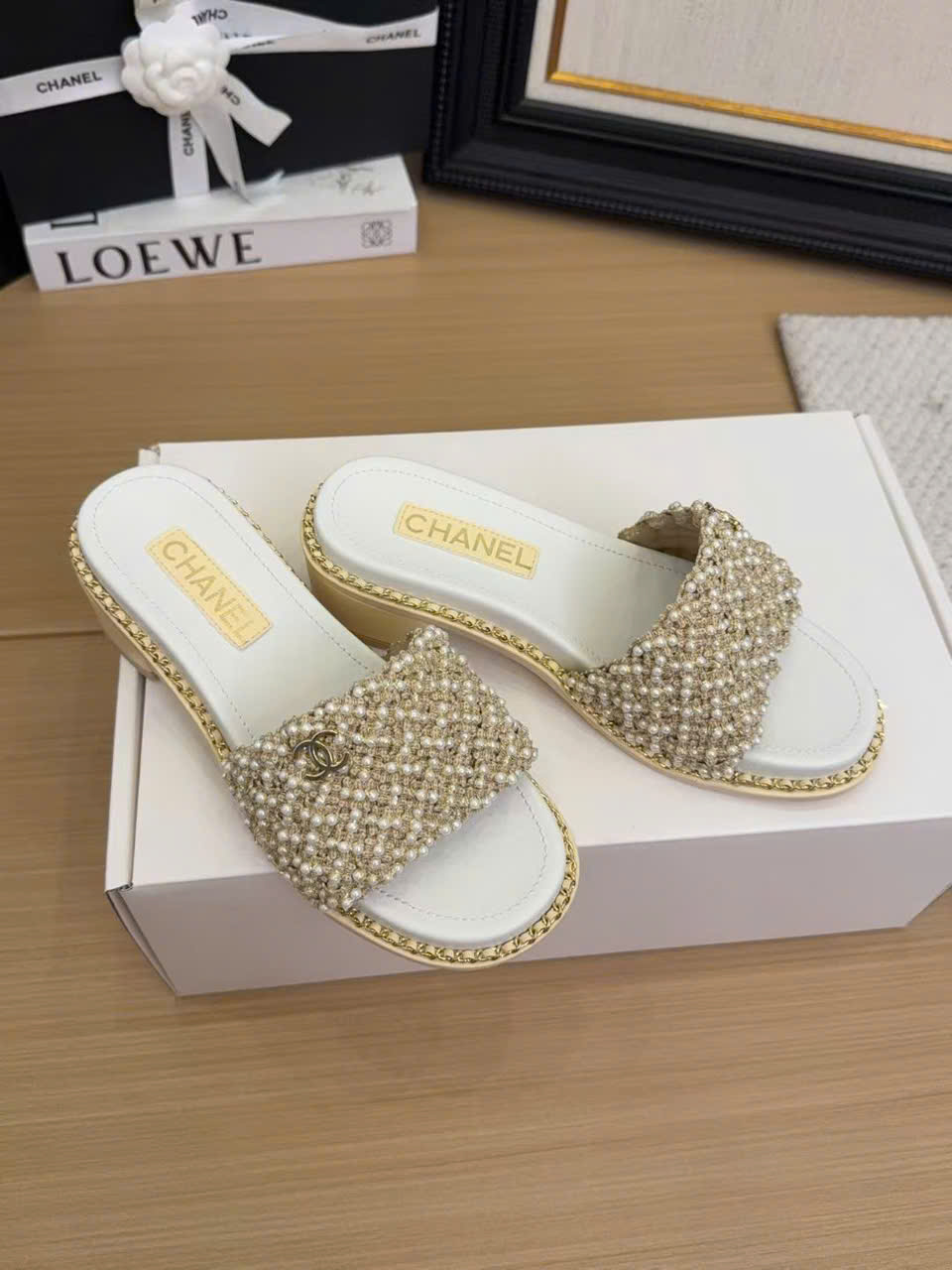 (1:1 replica) Chanel C Logo Women s Sandal New Arrivals
