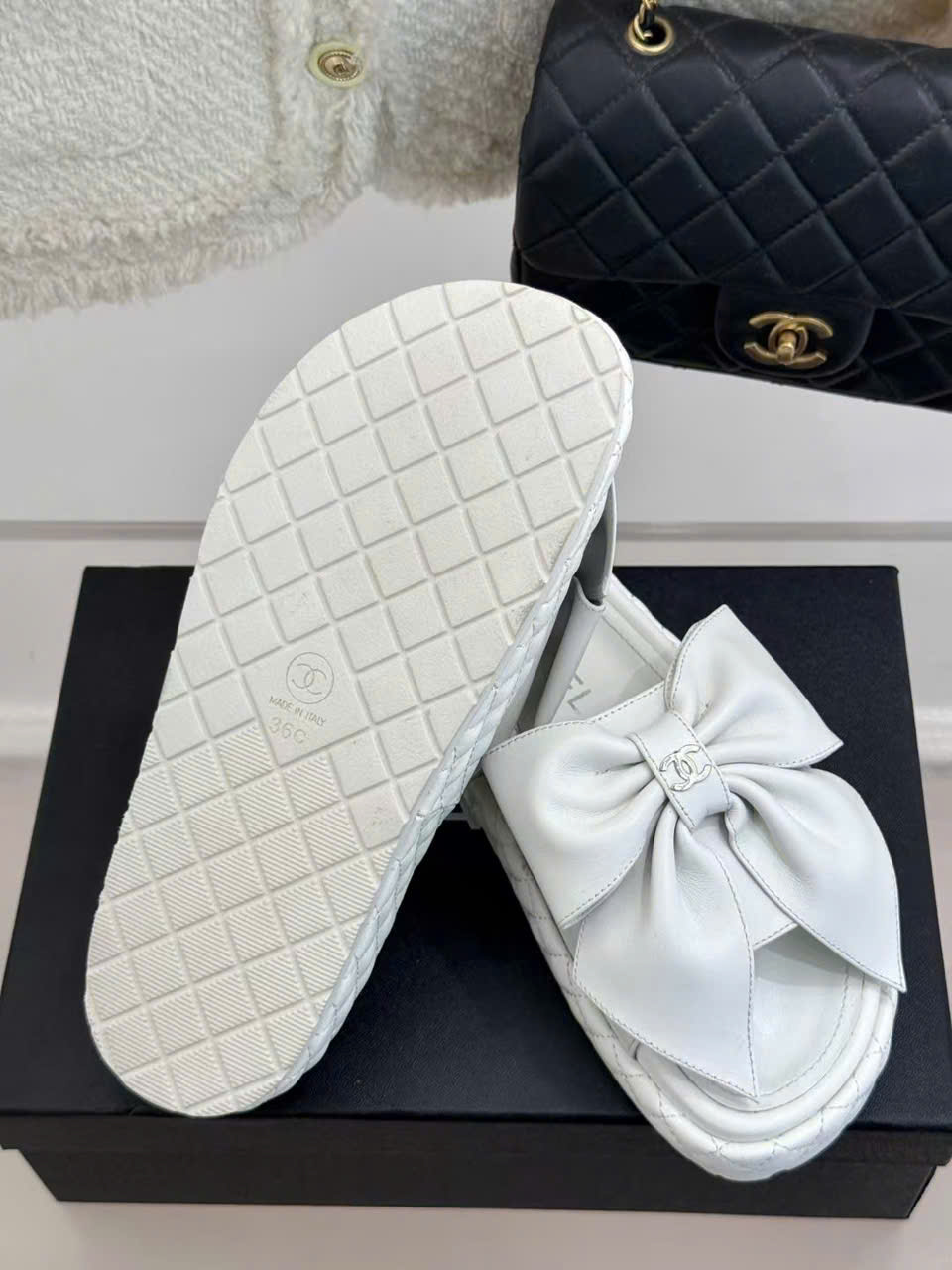 (1:1 replica) Chanel C Logo Women s Sandals