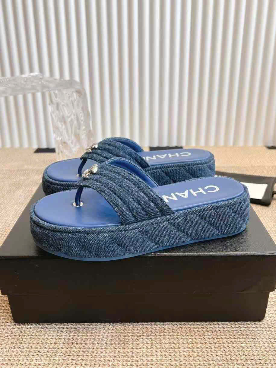 (1:1 replica) Chanel C Logo Women s Slippers