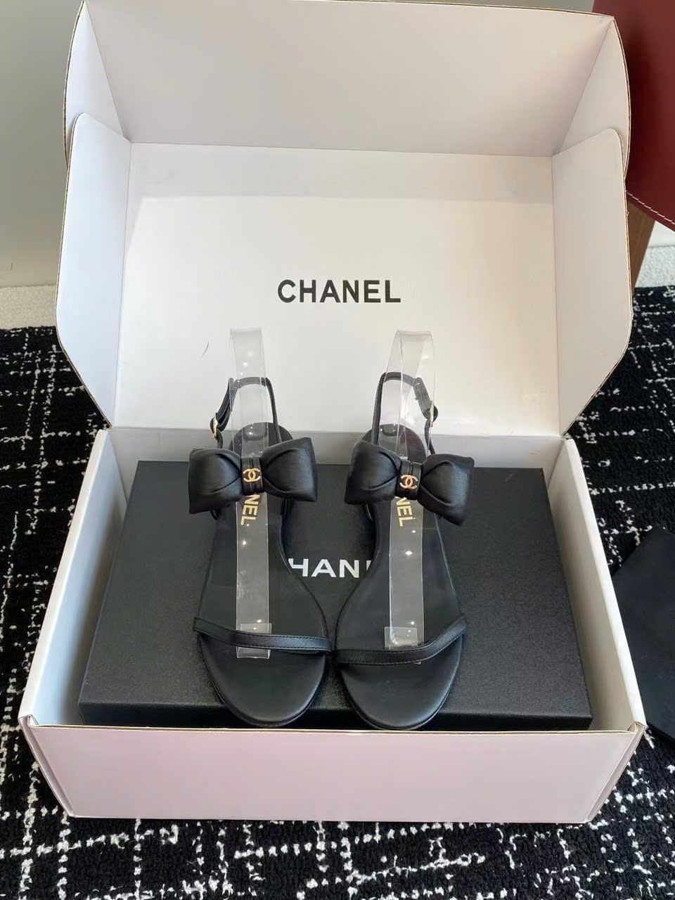 (1:1 replica) Chanel C Logo Vintages Sandals