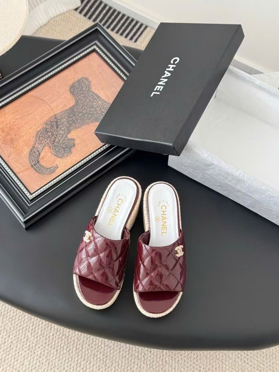 (1:1 replica) Chanel C Logo Wedges Sandals