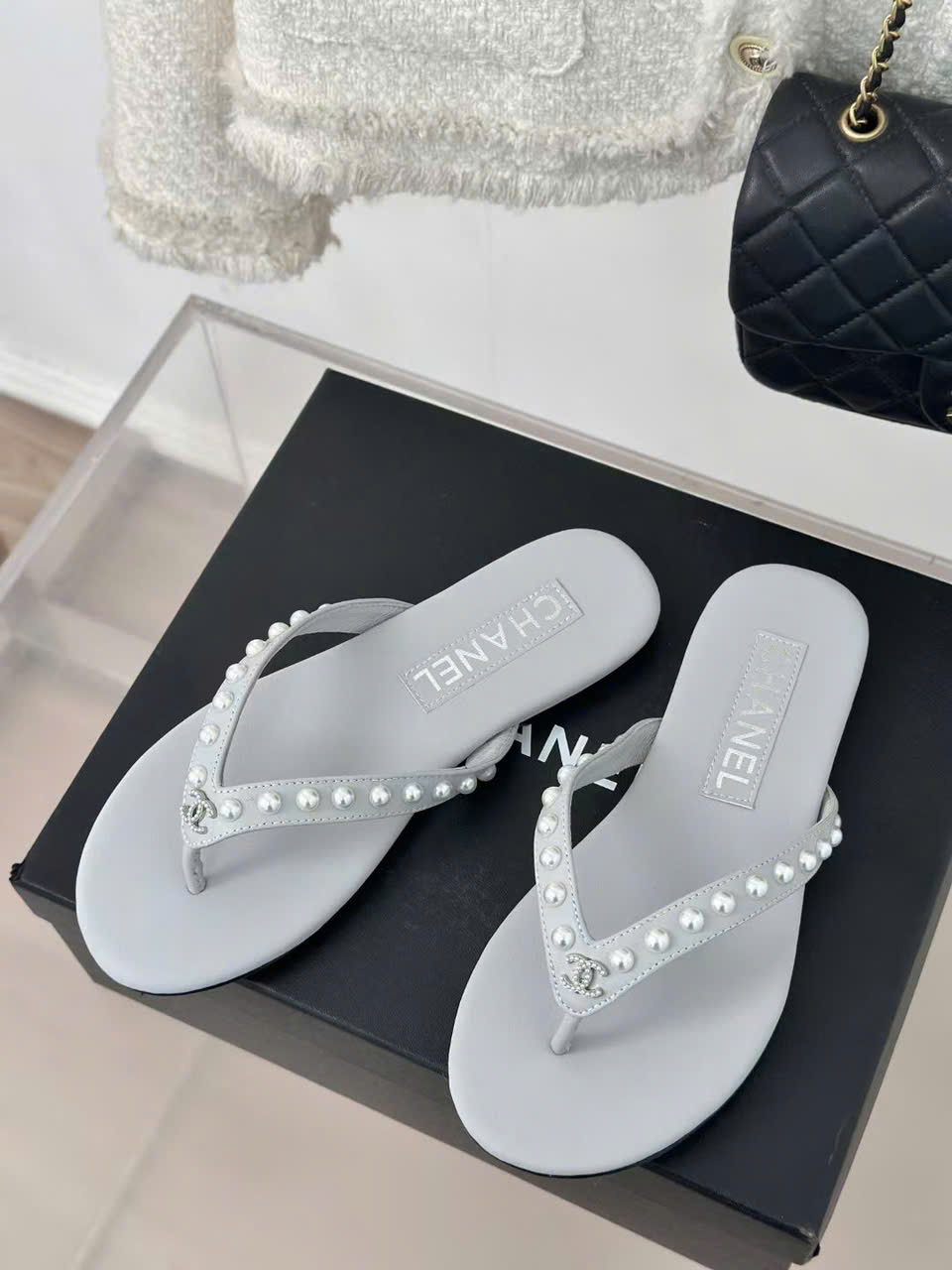 (1:1 replica) Chanel Women s Flip Flops Thongs
