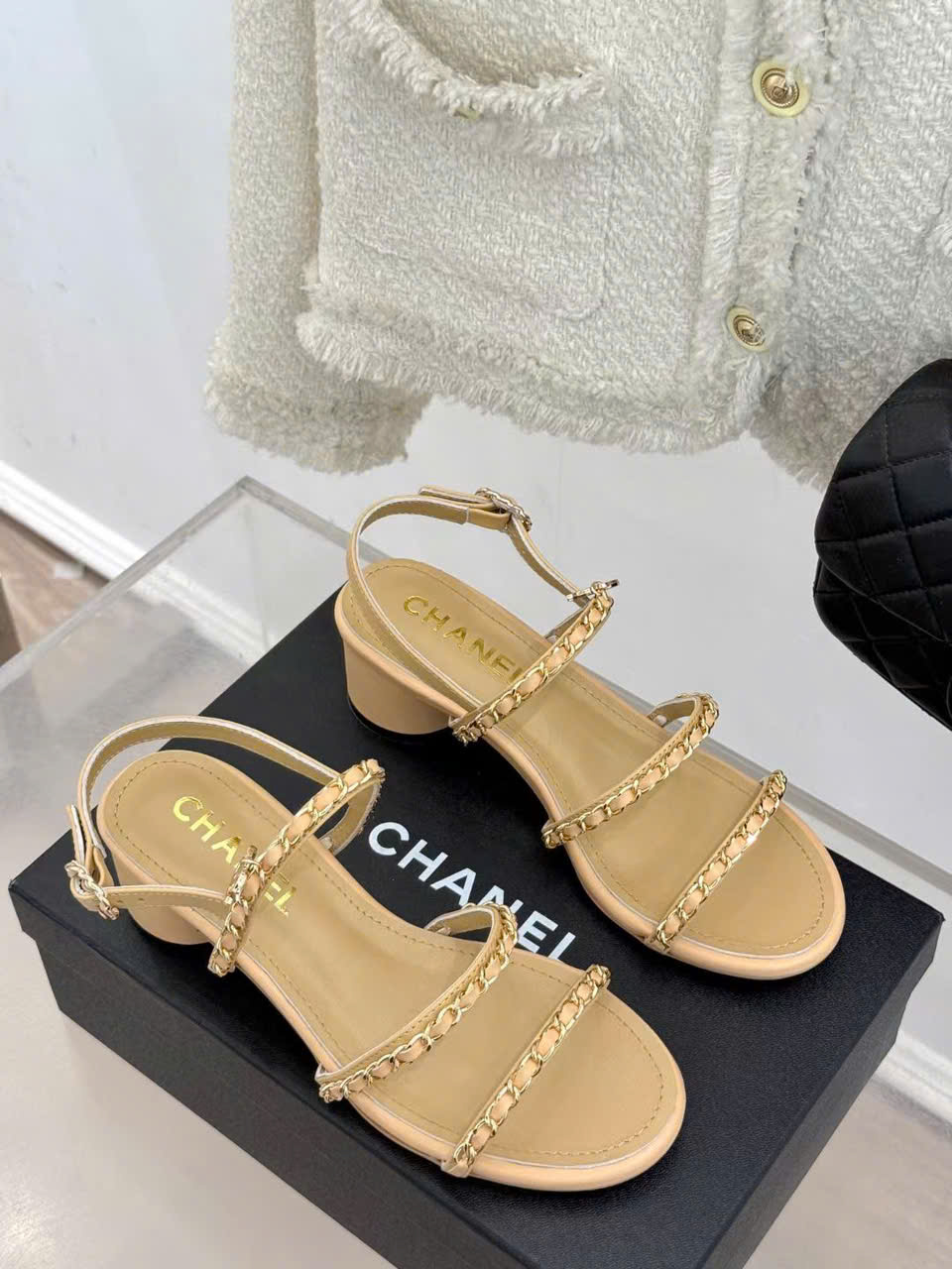 (1:1 replica) Chanel Leather Women s Sandals