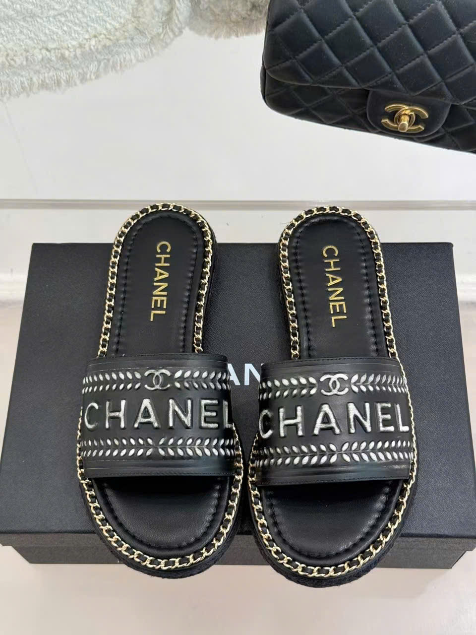 (1:1 replica) Chanel Women s Slides New Arrival 2025