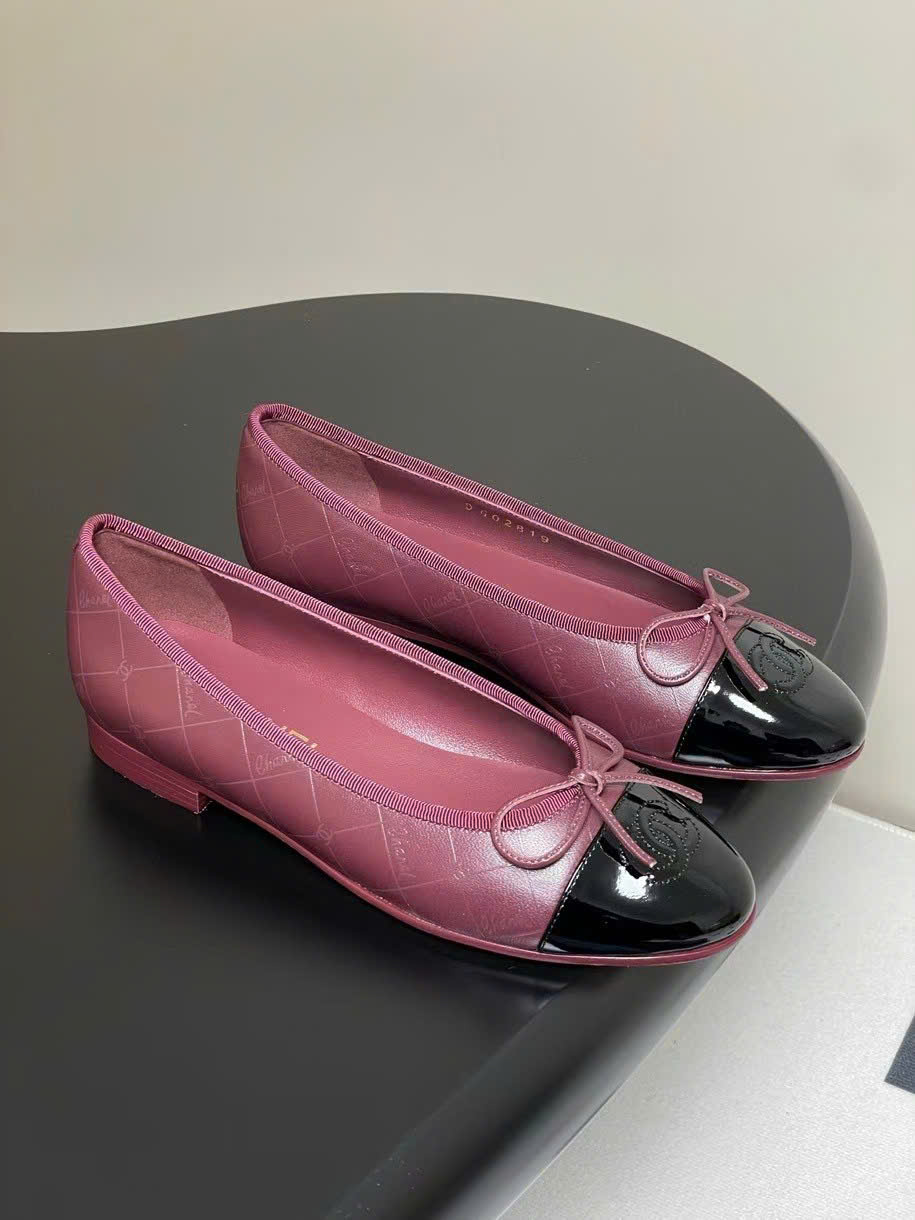 (1:1 replica) Chanel C Logo Vintages Shoes