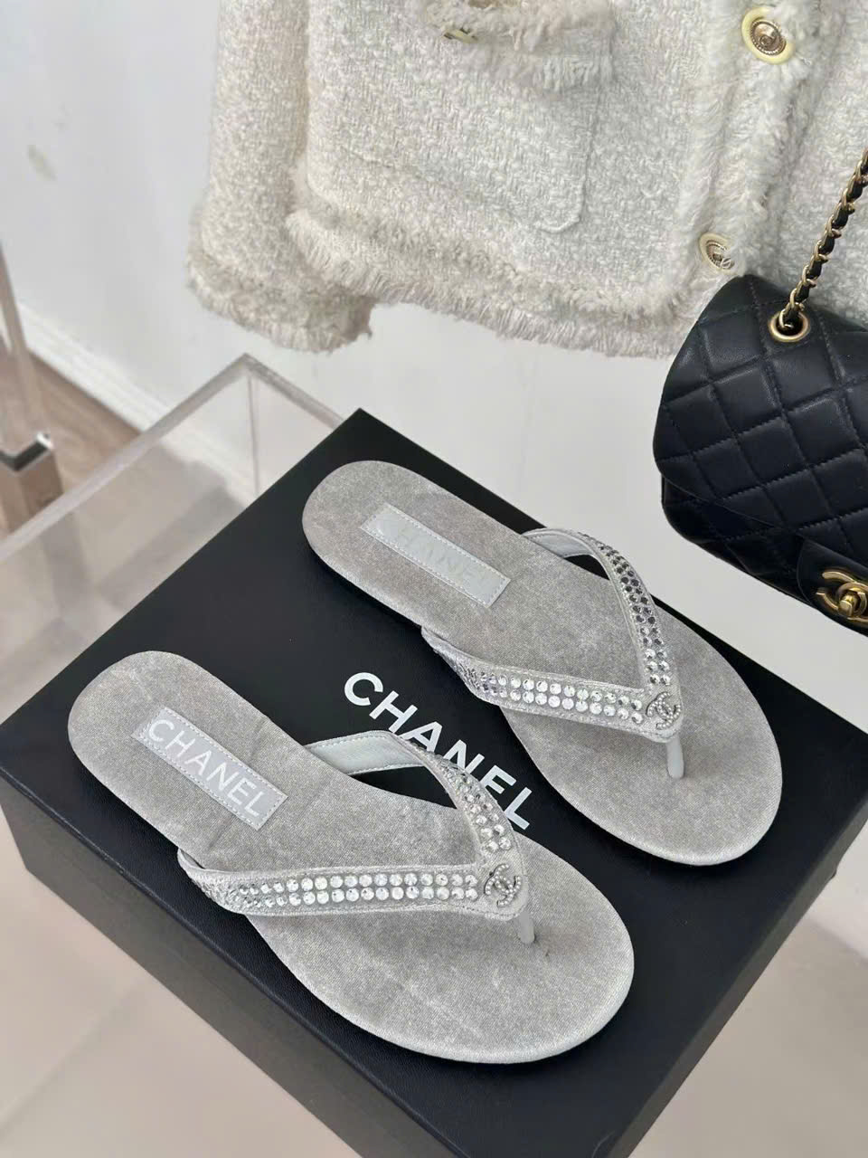 (1:1 replica) Chanel Women s Flip Flops Thongs