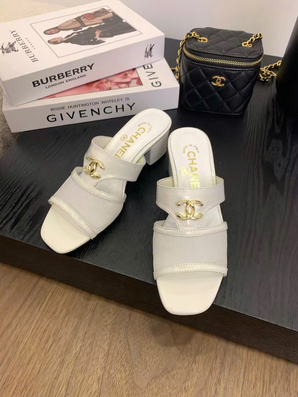 (1:1 replica) Chanel CLogo Women s Sandals New Arrivals