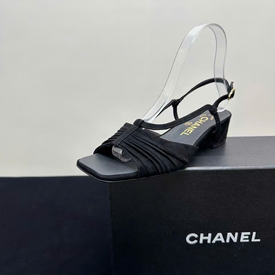(1:1 replica) Chanel CLogo Women s Sandals New Arrivals