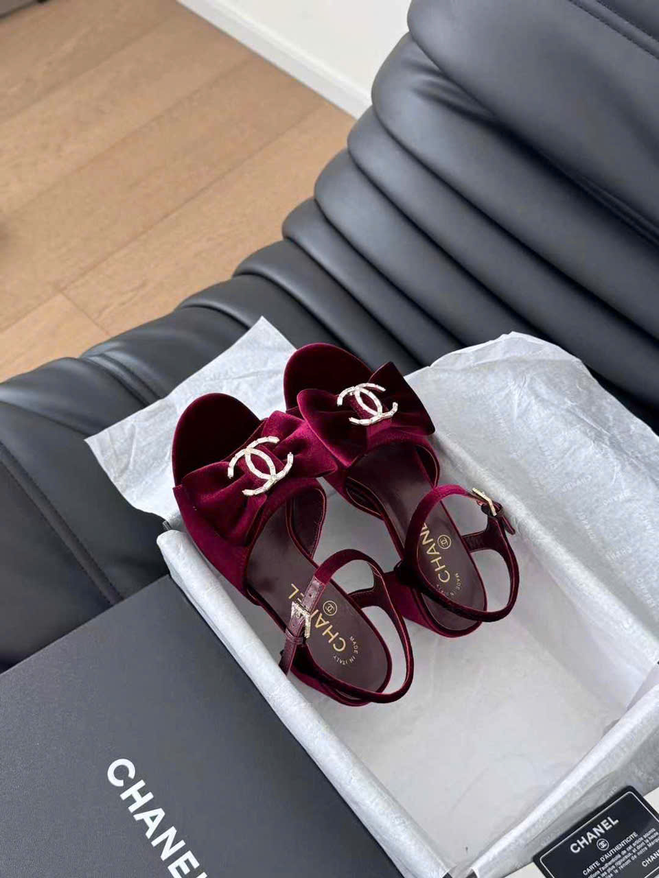 (1:1 replica) Chanel Velvet Vintage Sandals