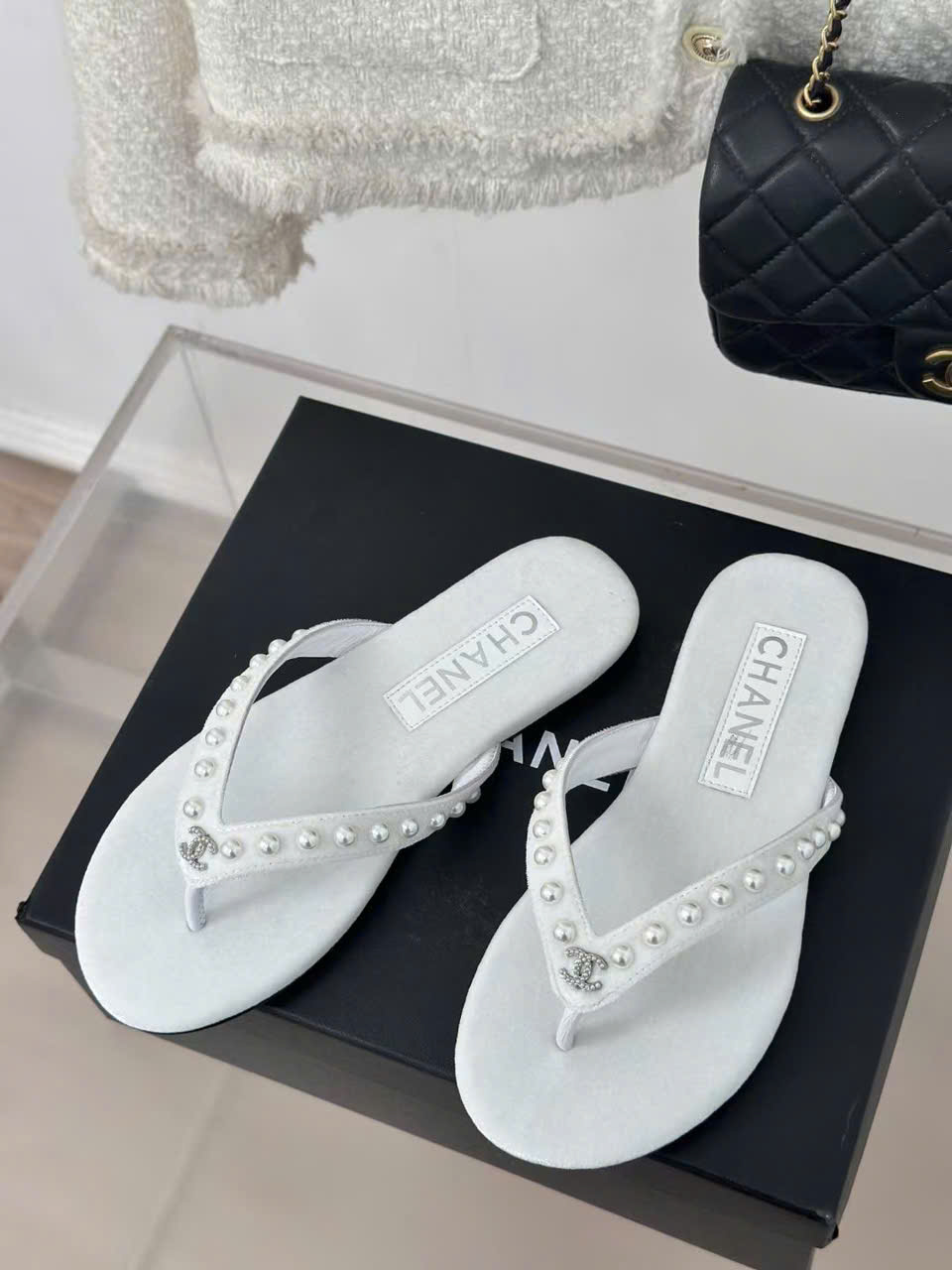 (1:1 replica) Chanel Women s Flip Flops Thongs