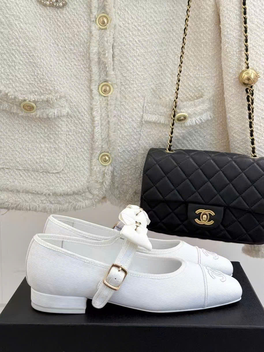 (1:1 replica) Chanel C Logo Ballets Shoes