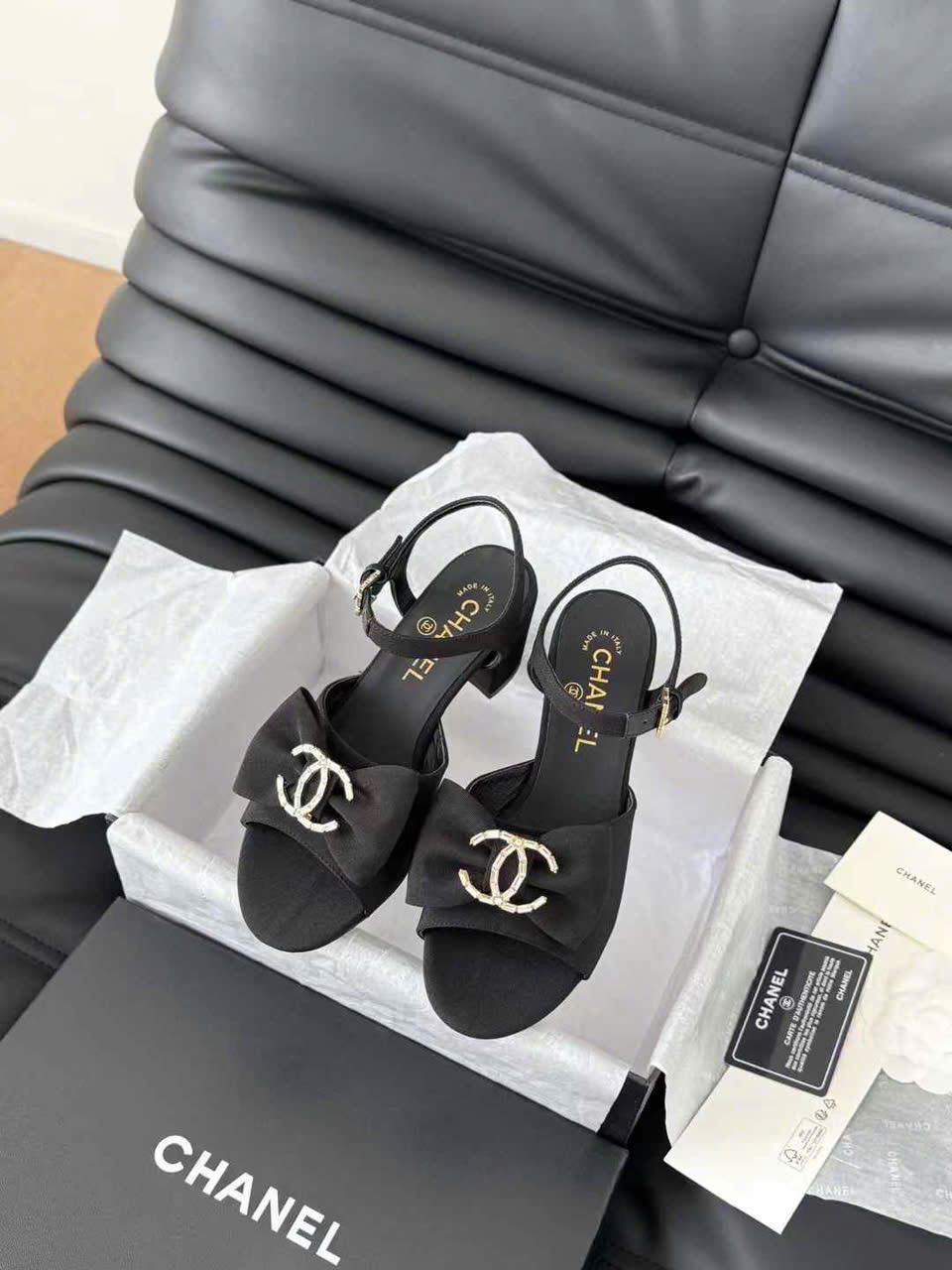 (1:1 replica) Chanel Velvet Vintage Sandals