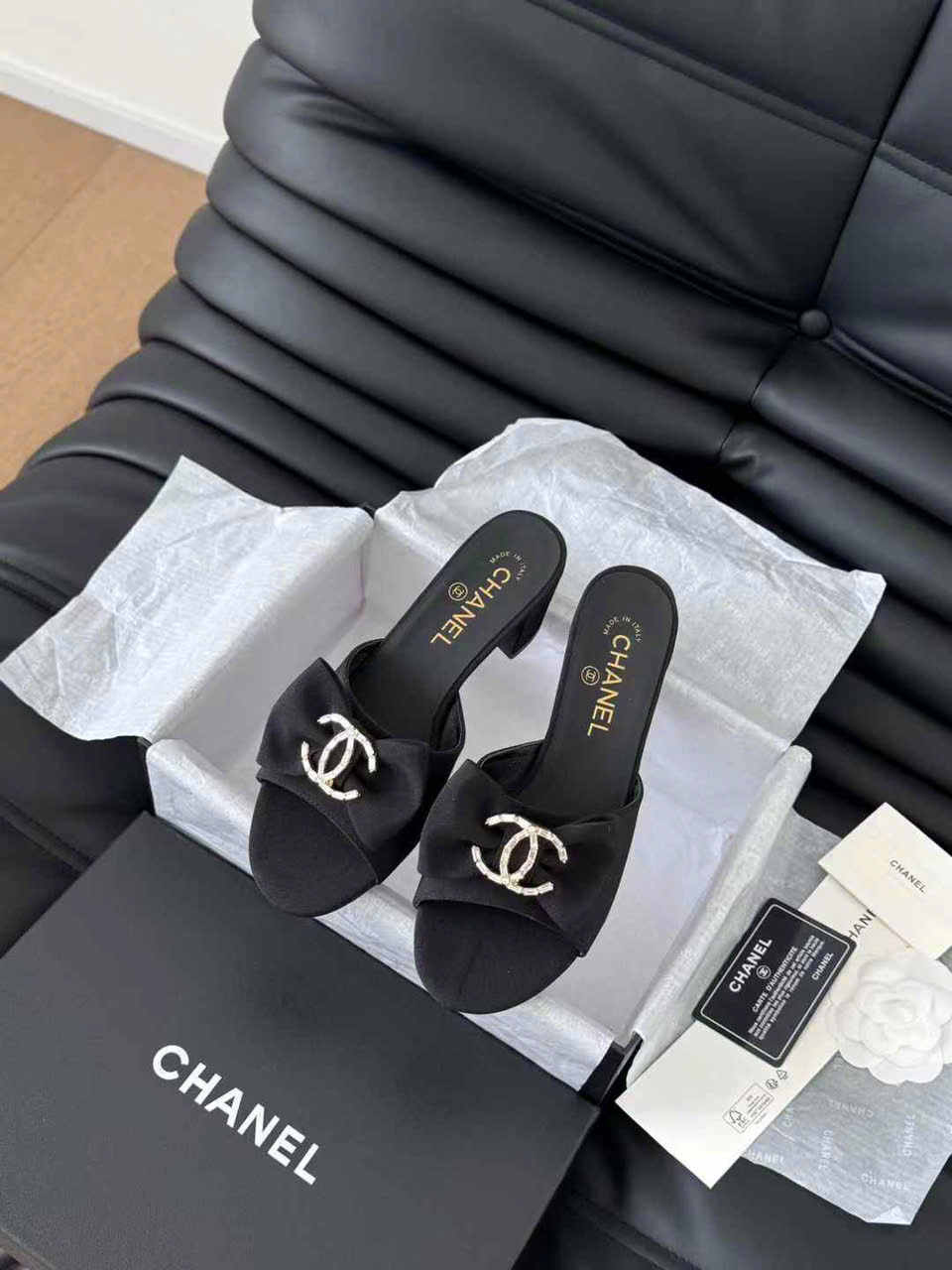 (1:1 replica) Chanel Velvet Vintage Sandals