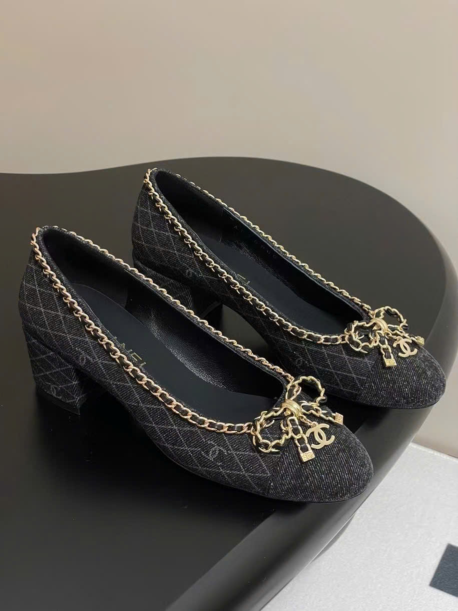 (1:1 replica) Chanel C Logo Vintages Women s Pumps Shoes