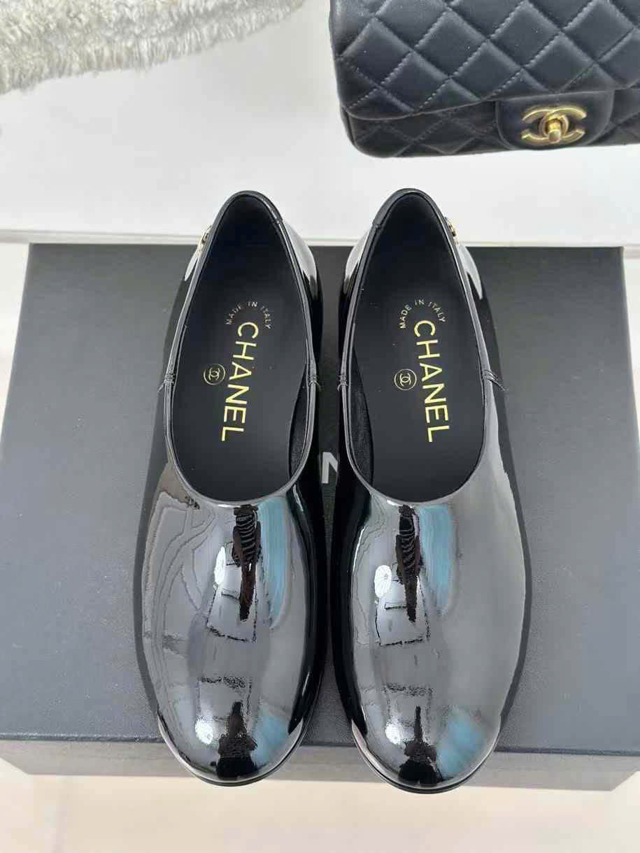 (1:1 replica) Chanel Leather Women s Shoes