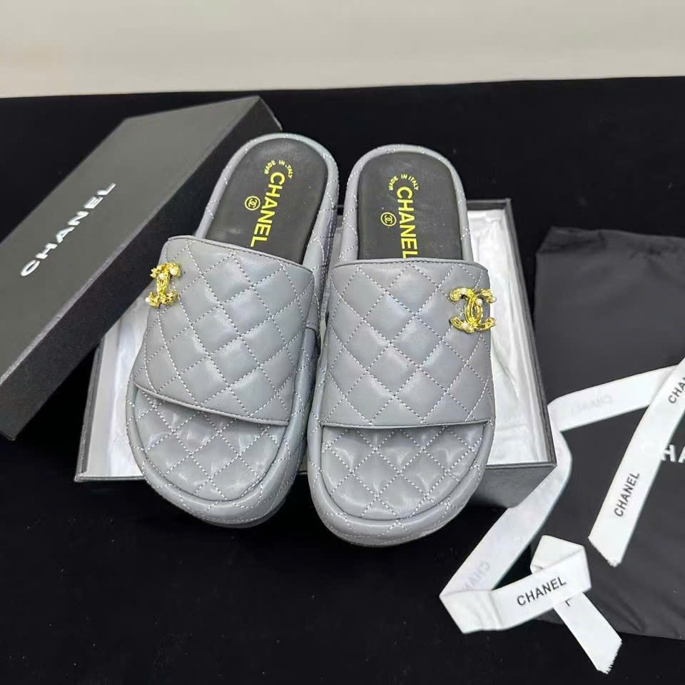 (1:1 replica) Chanel CLogo Wedges Women s Sandals 2025