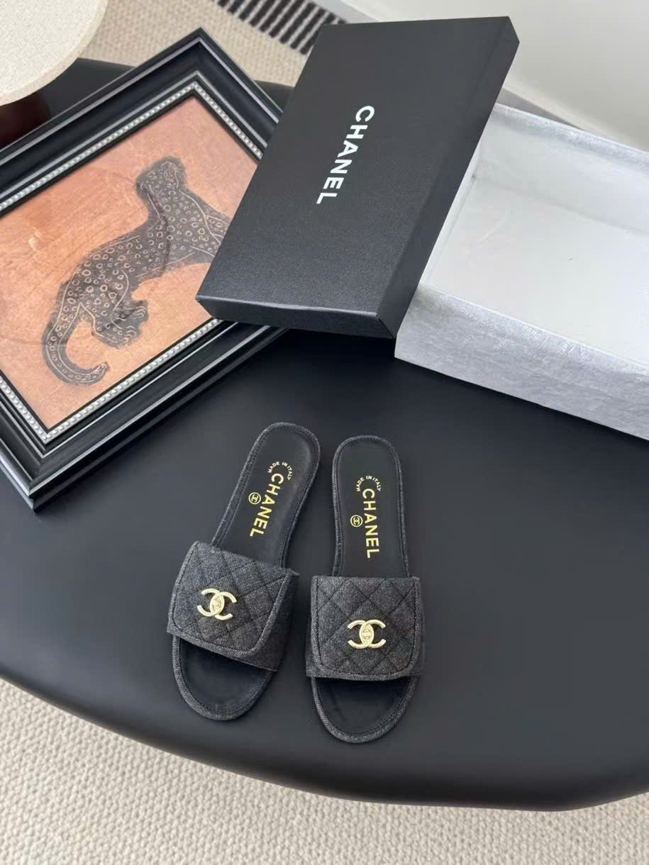 (1:1 replica) Chanel C Logo Women s Slides