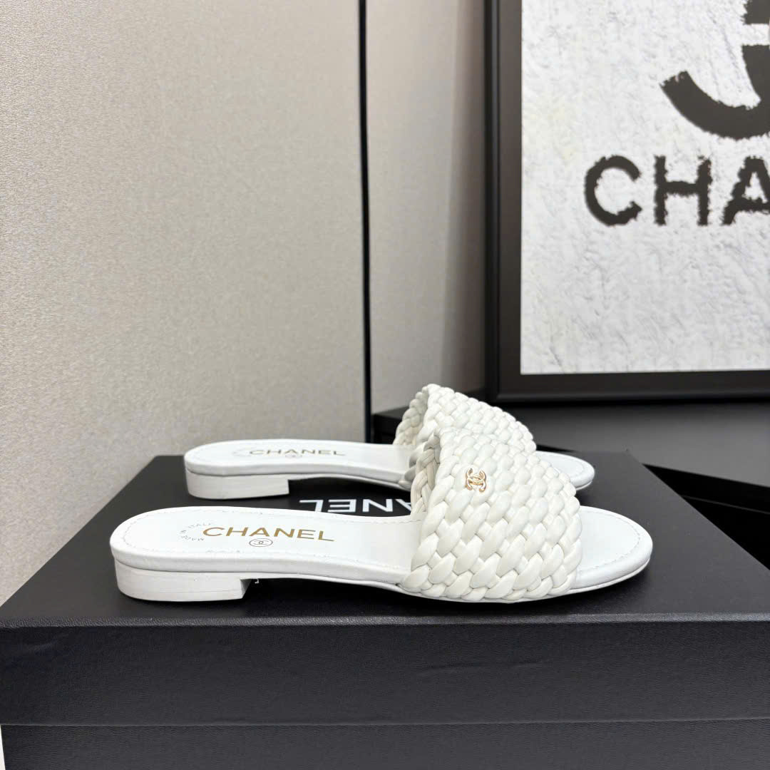 (1:1 replica) Chanel C Logo Women s Slide Sandals