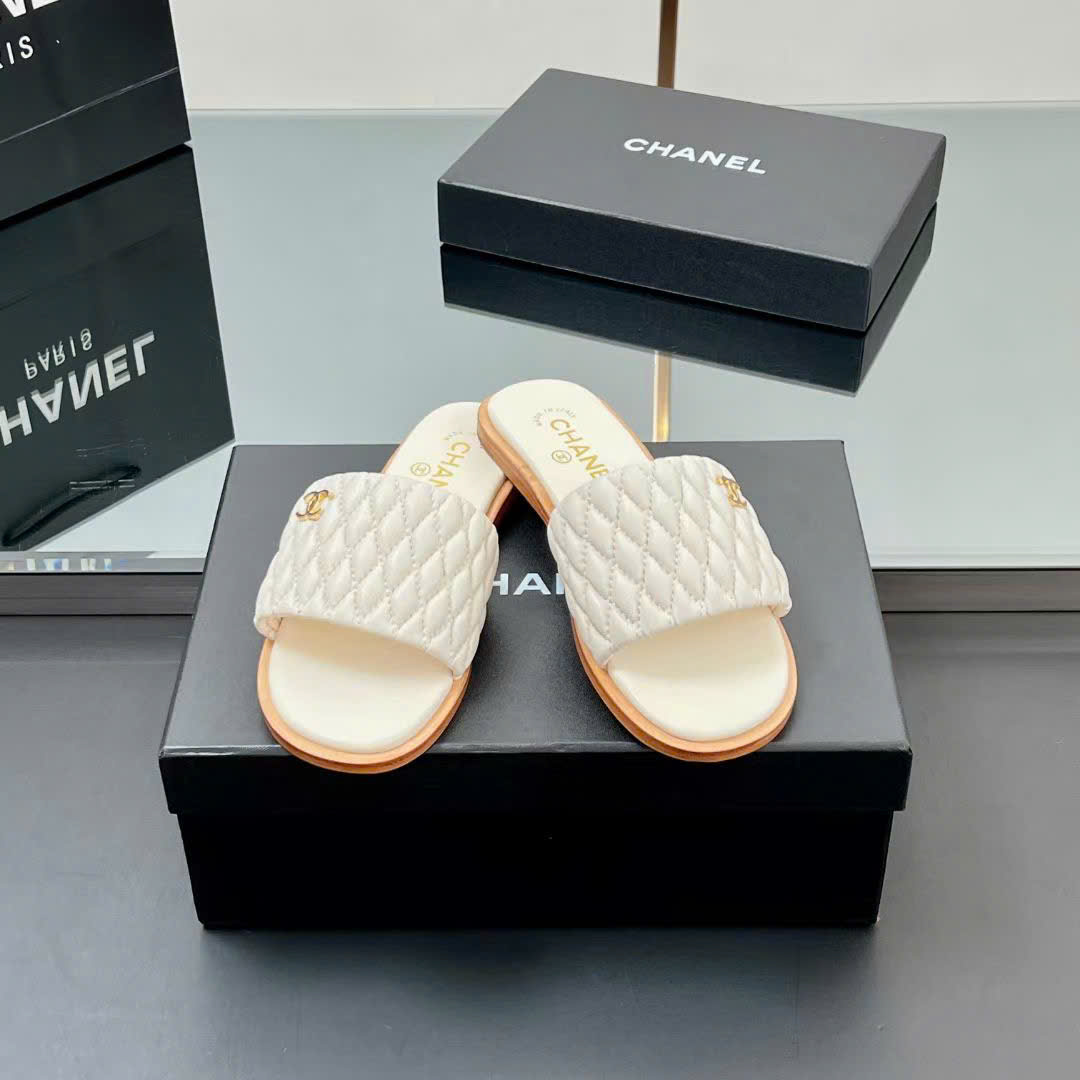 (1:1 replica) Chanel CLogo Women s Slides New Arrivals