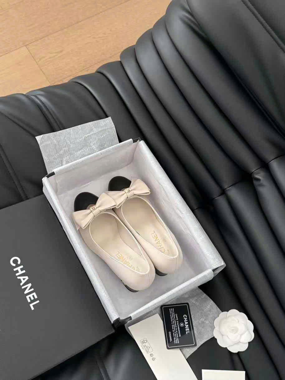 (1:1 replica) Chanel Women s Pump Shoes