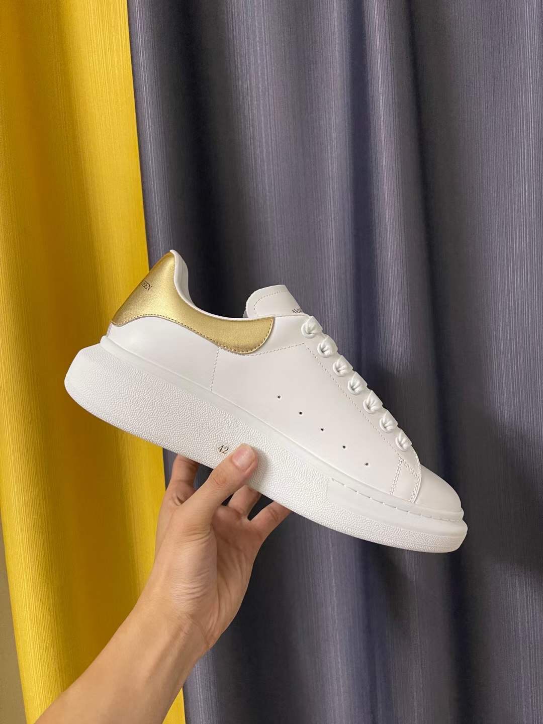 (1:1 replica) Alexander McQueen Sneaker Unisex