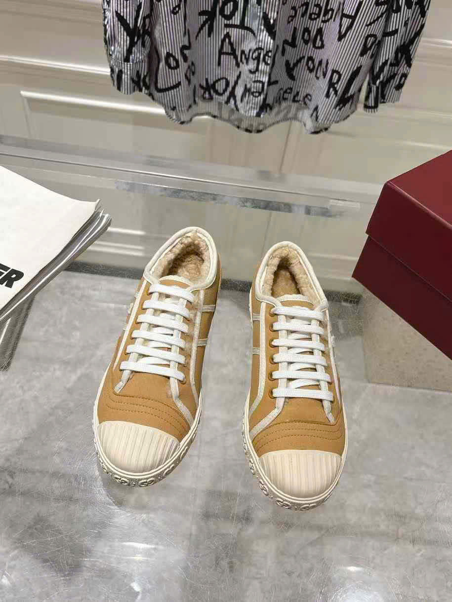 (1:1 replica) Gucci GG Sneakers Unisex Shoes