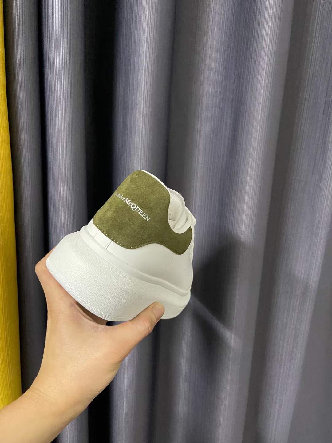 (1:1 replica) Alexander McQueen Sneaker Unisex