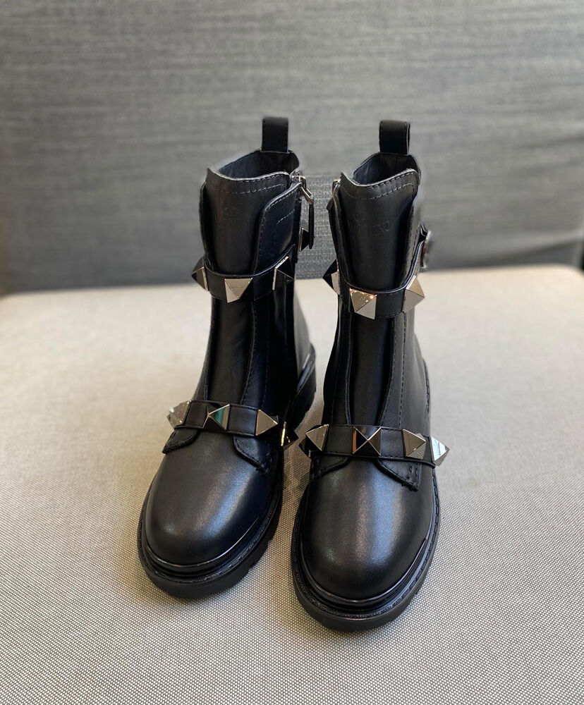 (1:1 replica) Valentino Women s Roman Stud Calfskin Combat Boot With Tonal Studs Black