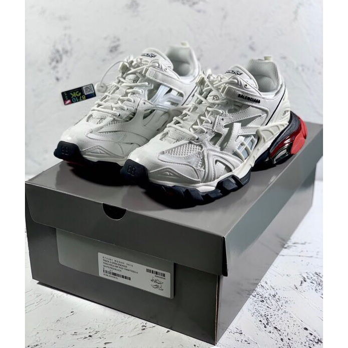 (1:1 replica) Blenciaga Track.2 Sneakers White/Black