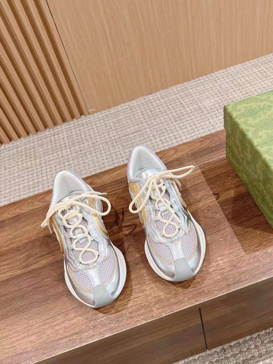 (1:1 replica) Gucci Run Parade Unisex Shoes