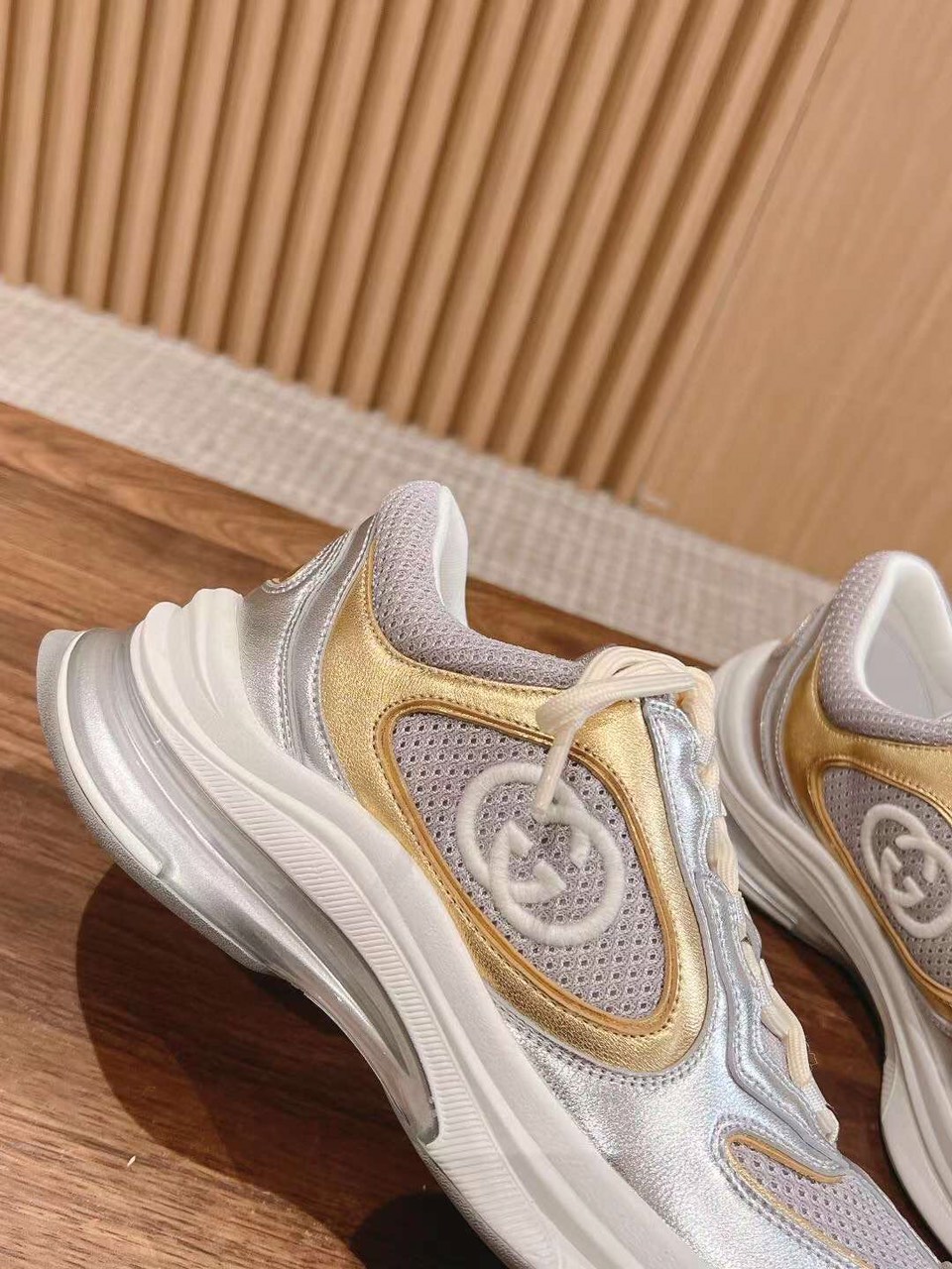 (1:1 replica) Gucci Run Parade Unisex Shoes